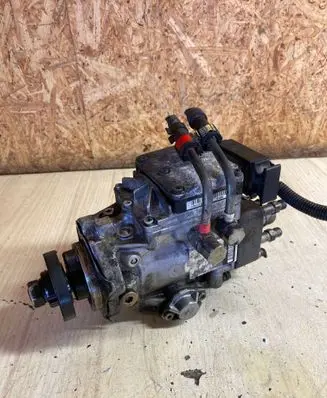 Ford Focus Fuel injection high pressure pump 0470004006 06283344111 31060