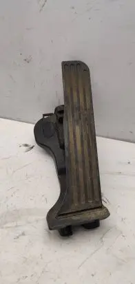 Volkswagen PASSAT B6 Accelerator throttle pedal 1K1721503L 040208
