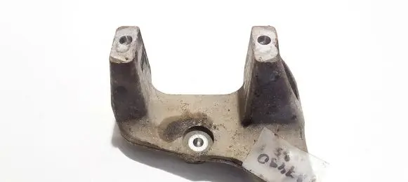 Peugeot 407 Engine mounting bracket 9660142480