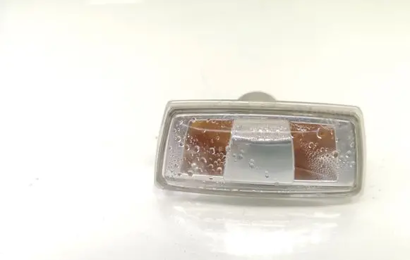 Opel Insignia A Front fender indicator light 13252455 13252456
