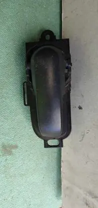 Nissan NV200 Front door interior handle