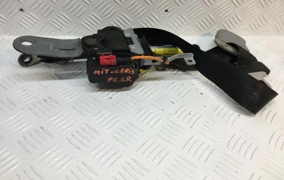 Mitsubishi Carisma Front seatbelt MR915561