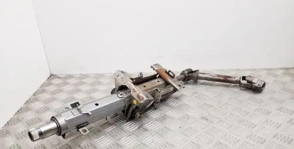 Steering wheel axle set