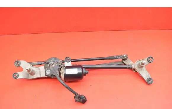 Front wiper linkage and motor