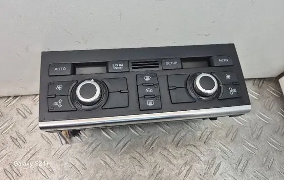 Mercedes-Benz Sprinter W906 Climate control unit 4L0820043K