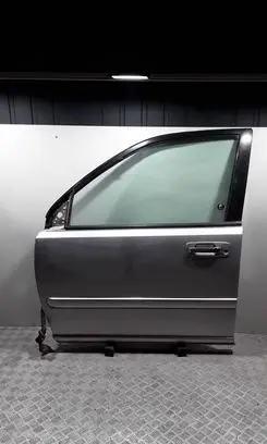 Nissan X-Trail T30 Front door