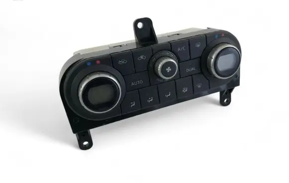 Nissan Qashqai Interior fan control switch 27500JD40C