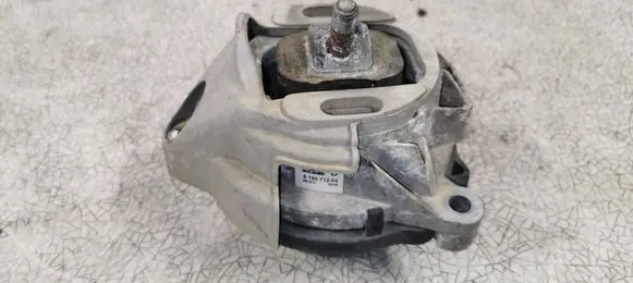 BMW X3 F25 Engine mount bracket 6785712