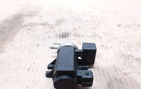 Volvo V70 Turbo solenoid valve 712190329