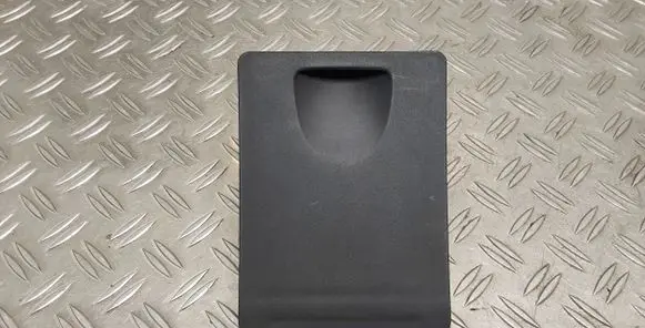 Glove box