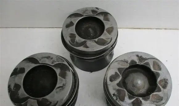 Mercedes-Benz ML W164 Piston 