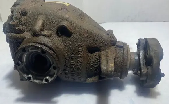 BMW 1 E81 E87 Rear differential 7566169