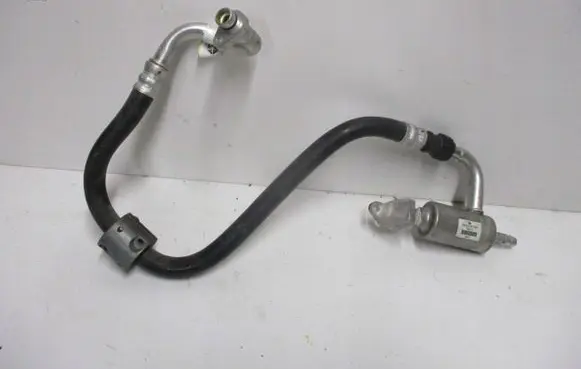 Jeep Compass Air conditioning (A/C) pipe/hose 68302447AB