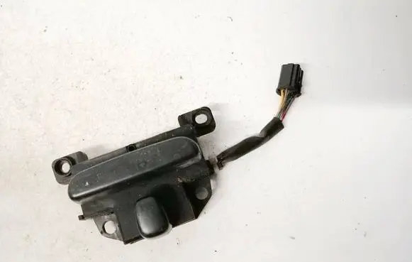 Saab 9-5 Seat control switch 8961Y5N