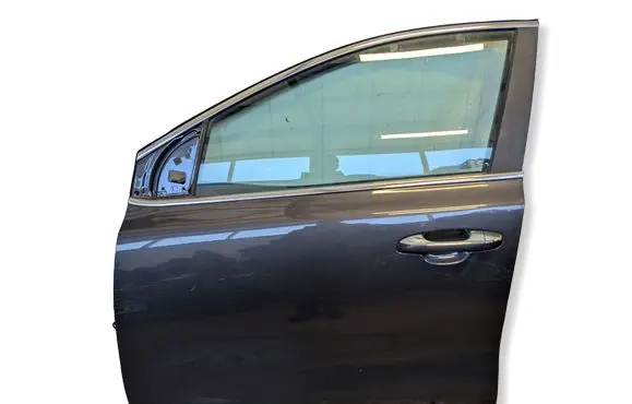 KIA Sportage Front door 