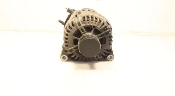 Peugeot 308 Generator/alternator 2543526A
