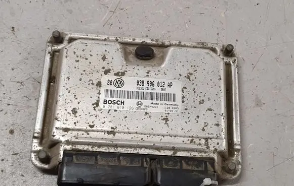 Volkswagen Golf IV Engine control unit/module 038906012AP 0281010126 CIPUOTAS