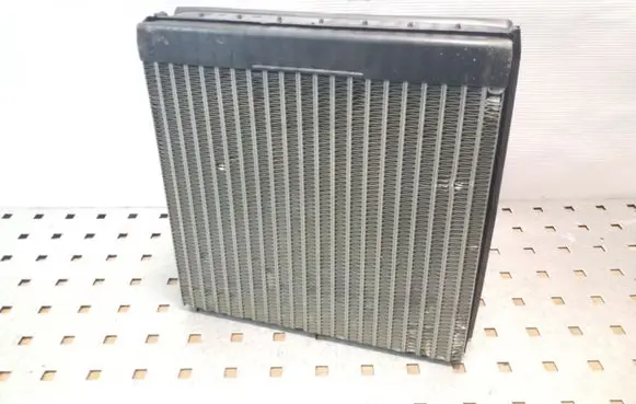 Air conditioning (A/C) radiator (interior)
