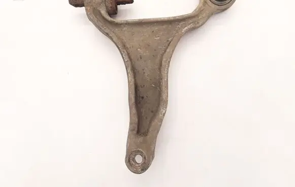 Volvo XC70 Front lower control arm/wishbone 30635232