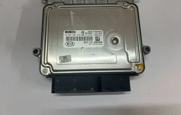 KIA Ceed Engine control unit/module 0261201324 391102B500