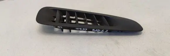 Mercedes-Benz Vito Viano W639 Dashboard air vent grill cover trim A6398310160 6398310160