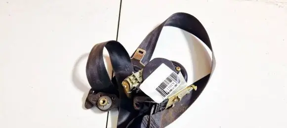 Rear seatbelt