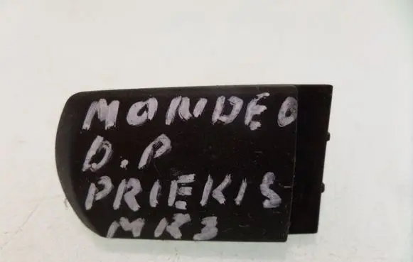 Ford Mondeo Mk III Front door handle cover 1S7218D08B