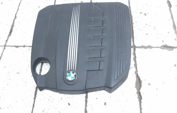 BMW 5 GT F07 Engine cover (trim) 7800575 13717800575