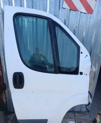 Fiat Ducato Front door