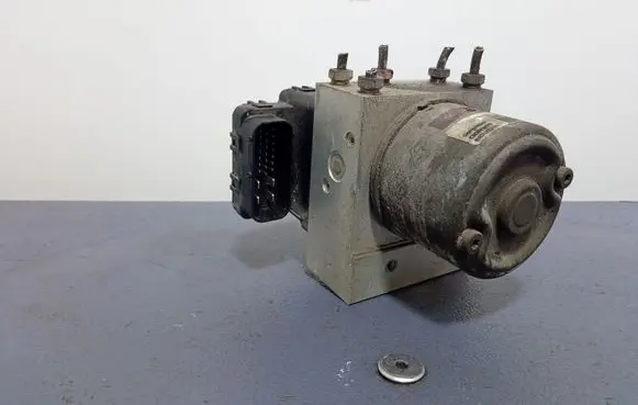Hyundai Terracan ABS Pump 58910-H1500
