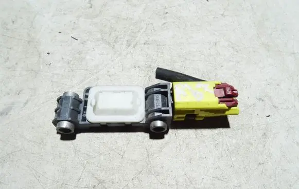 Audi A4 S4 B7 8E 8H Airbag deployment crash/impact sensor 8E0959651A