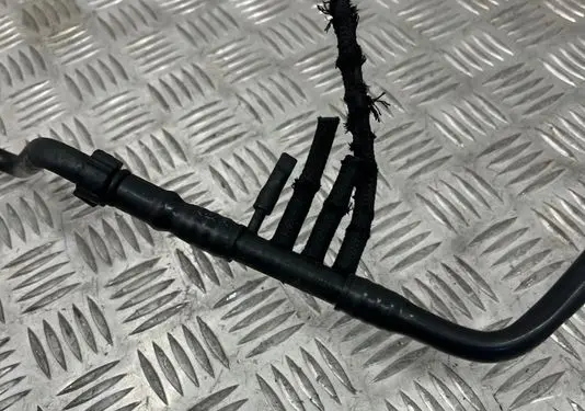 BMW 5 E60 E61 Vacuum line/pipe/hose 7797968