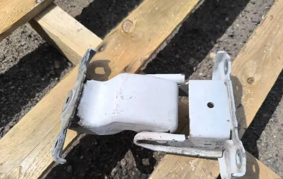 Renault Trafic II (X83) Loading door upper hinge 312304
