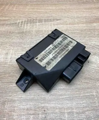 Chrysler Grand Voyager IV Sliding door control unit/module P04686687AK