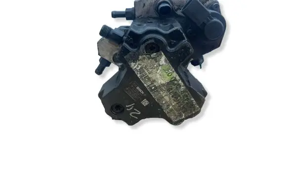 Mercedes-Benz ML W164 Fuel injection high pressure pump A6420700201