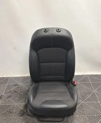 KIA Niro Front passenger seat 