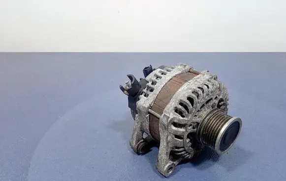 Citroen Berlingo Generator/alternator 9824742880