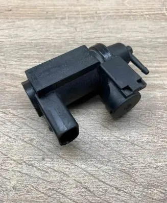 Audi A6 S6 C6 4F Turbo solenoid valve 059906628B