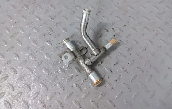 Nissan Murano Z51 Engine coolant pipe/hose 140531AT1B