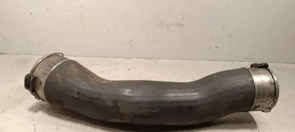 BMW 3 F30 F35 F31 Intercooler pipe mounting bracket 
