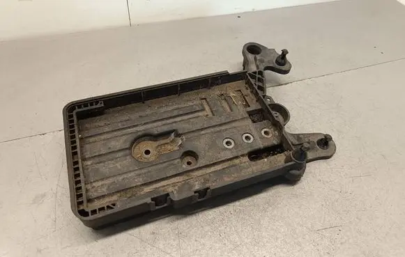 Skoda Octavia Mk3 (5E) Battery bracket 
