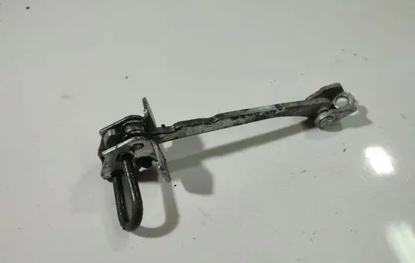 Opel Zafira A Rear door check strap stopper 