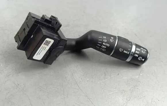 Jaguar F-Pace Wiper control stalk BJ323F973BB