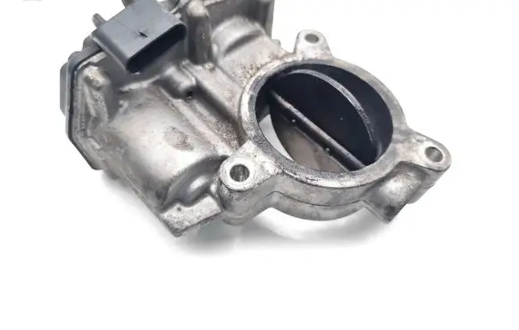 Mercedes-Benz E AMG W213 Electric throttle body valve A6540900070 12200101C