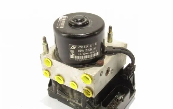 Volkswagen Sharan ABS Pump 7M0614111AE