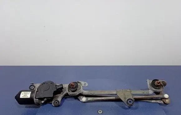Front wiper linkage and motor