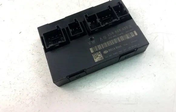 Volkswagen PASSAT B8 Other control units/modules 3C0959433R