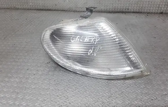 Ford Galaxy Front indicator light