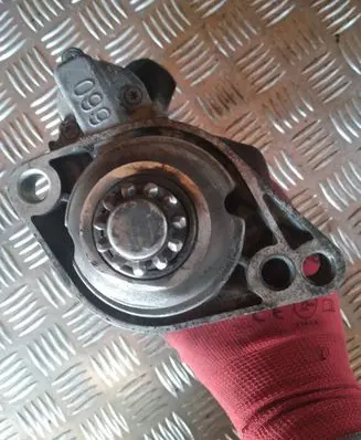 Volkswagen Golf VI Starter motor