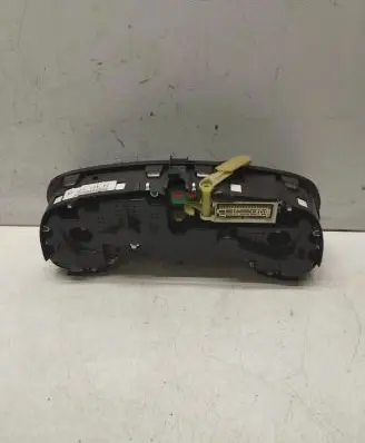 Opel Zafira A Speedometer (instrument cluster) 87001371